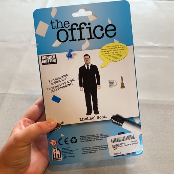 Dwight from The Office figurine - Picture 2 of 2